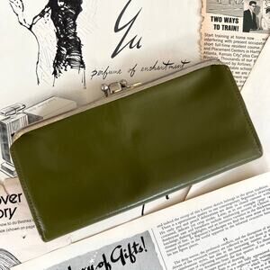 Vintage 60s Lady Buxton Milano Green Leather Kiss Lock Wallet